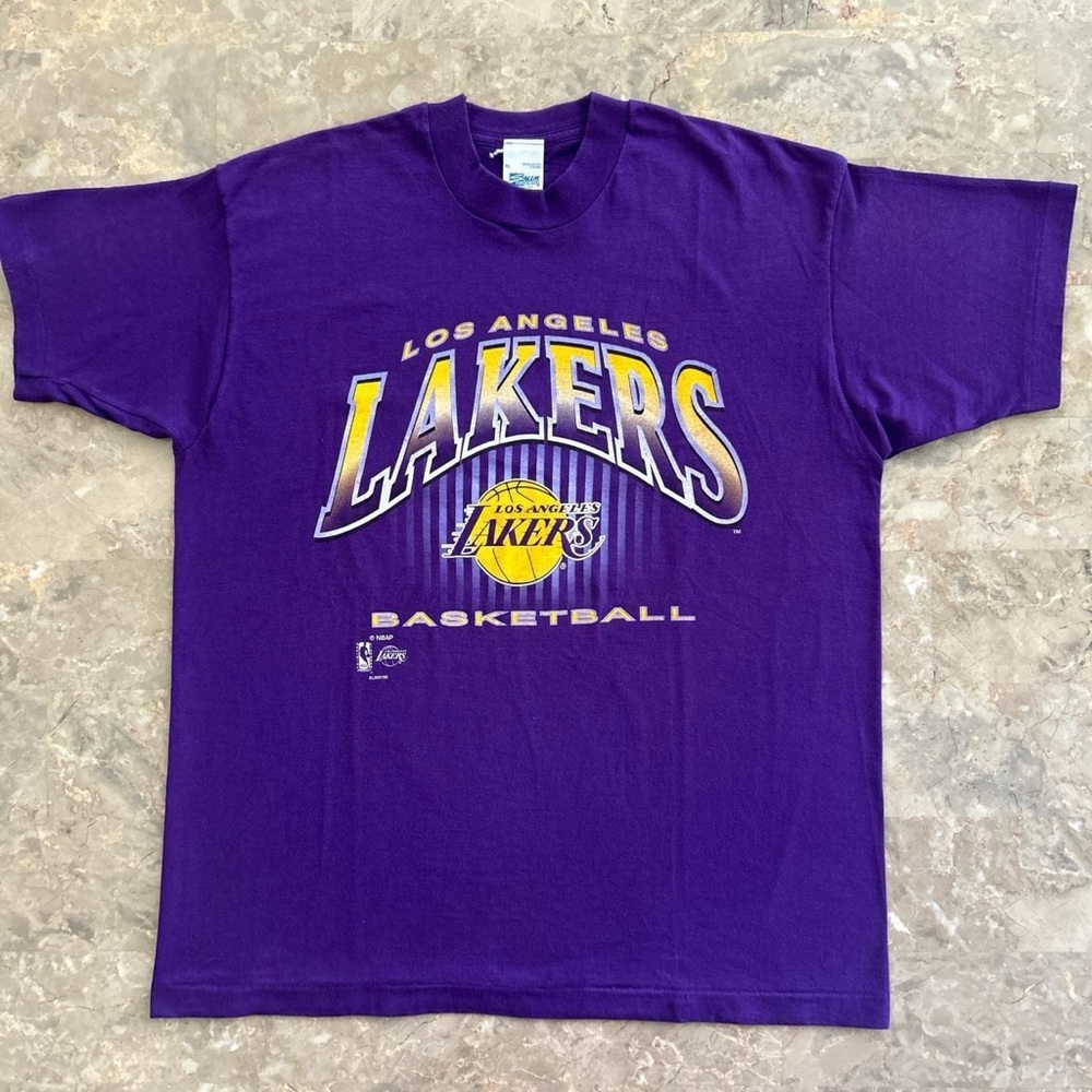 Vintage 1990s Los Angeles Lakers Purple Graphic T-Shirt XL